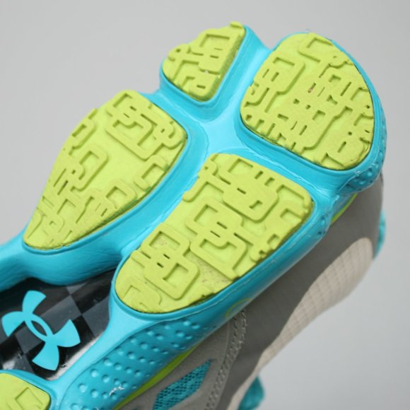 Under Armour Ladies 6.5 Micro G Gray White 4D Foam Running Sneakers 1236543-100 - Picture 11 of 12